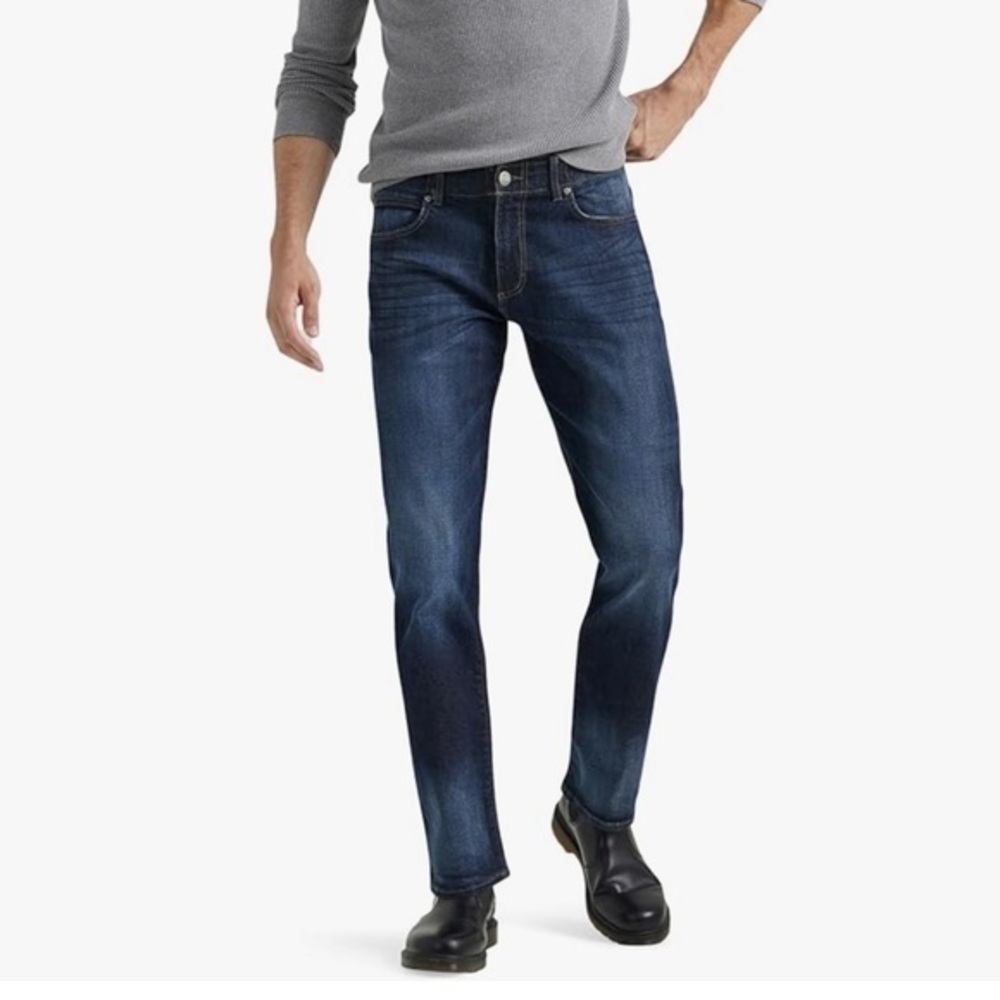 NWT Lee Extreme Motion Jeans Slim Straight Stretch Waistband 42 X 30
